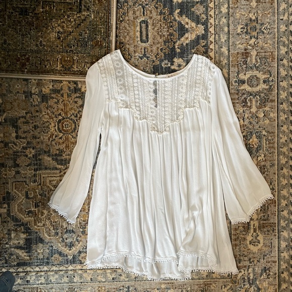 Lace top - Picture 3 of 3